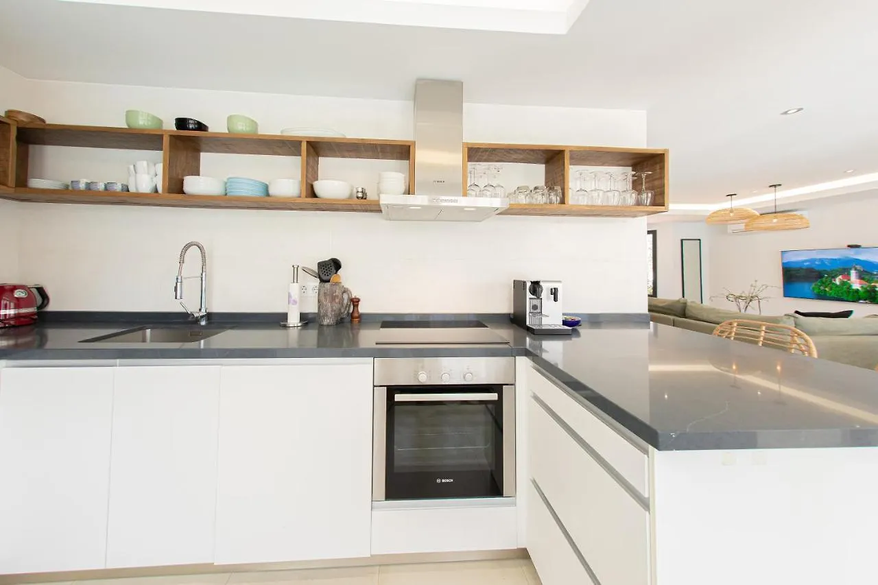 Charming Townhouse/5Bedrs/Front Beach/Private Pool Marbella 0*,  Spain