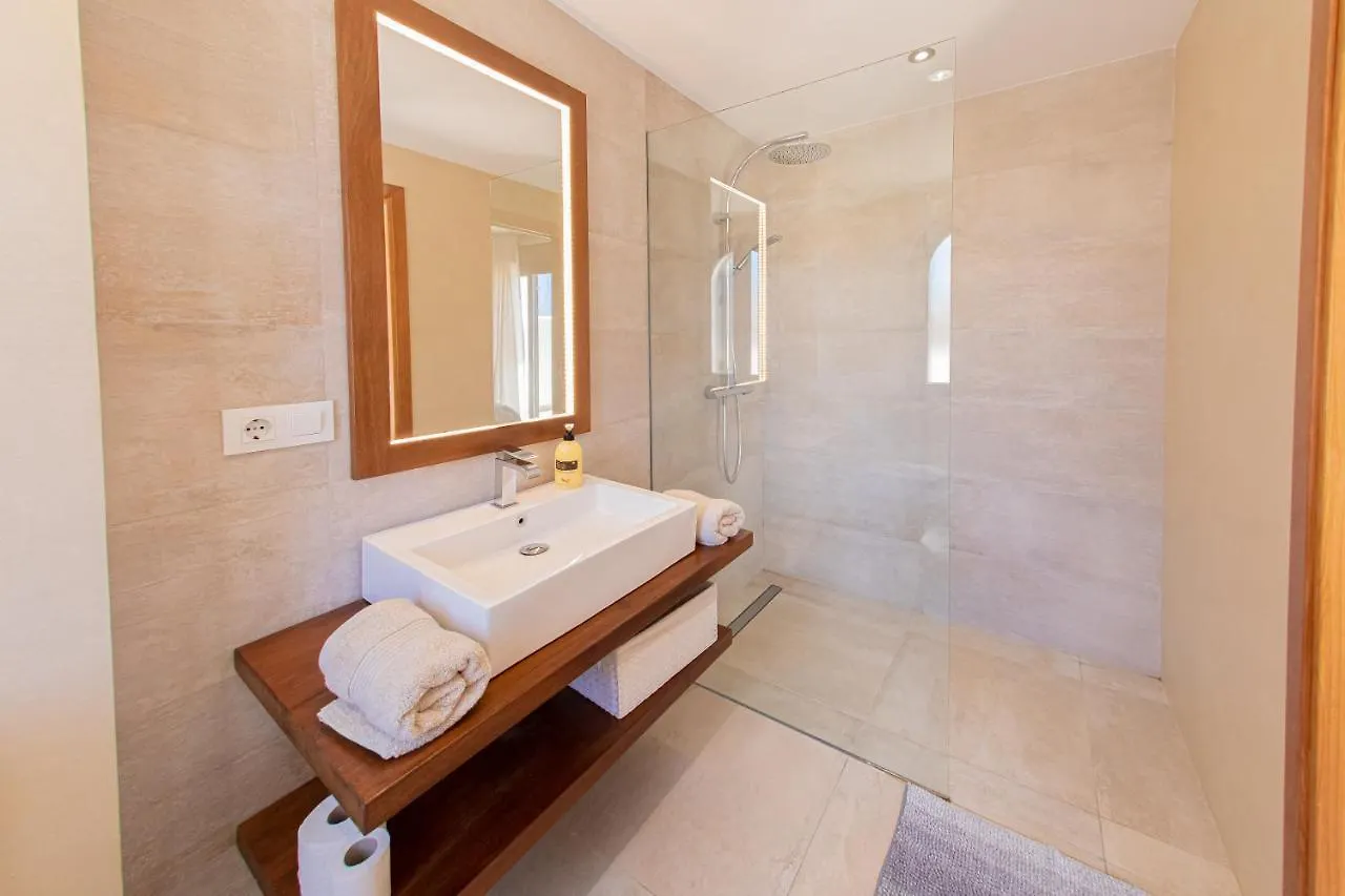 Charming Townhouse/5Bedrs/Front Beach/Private Pool Marbella 0*,  Spain